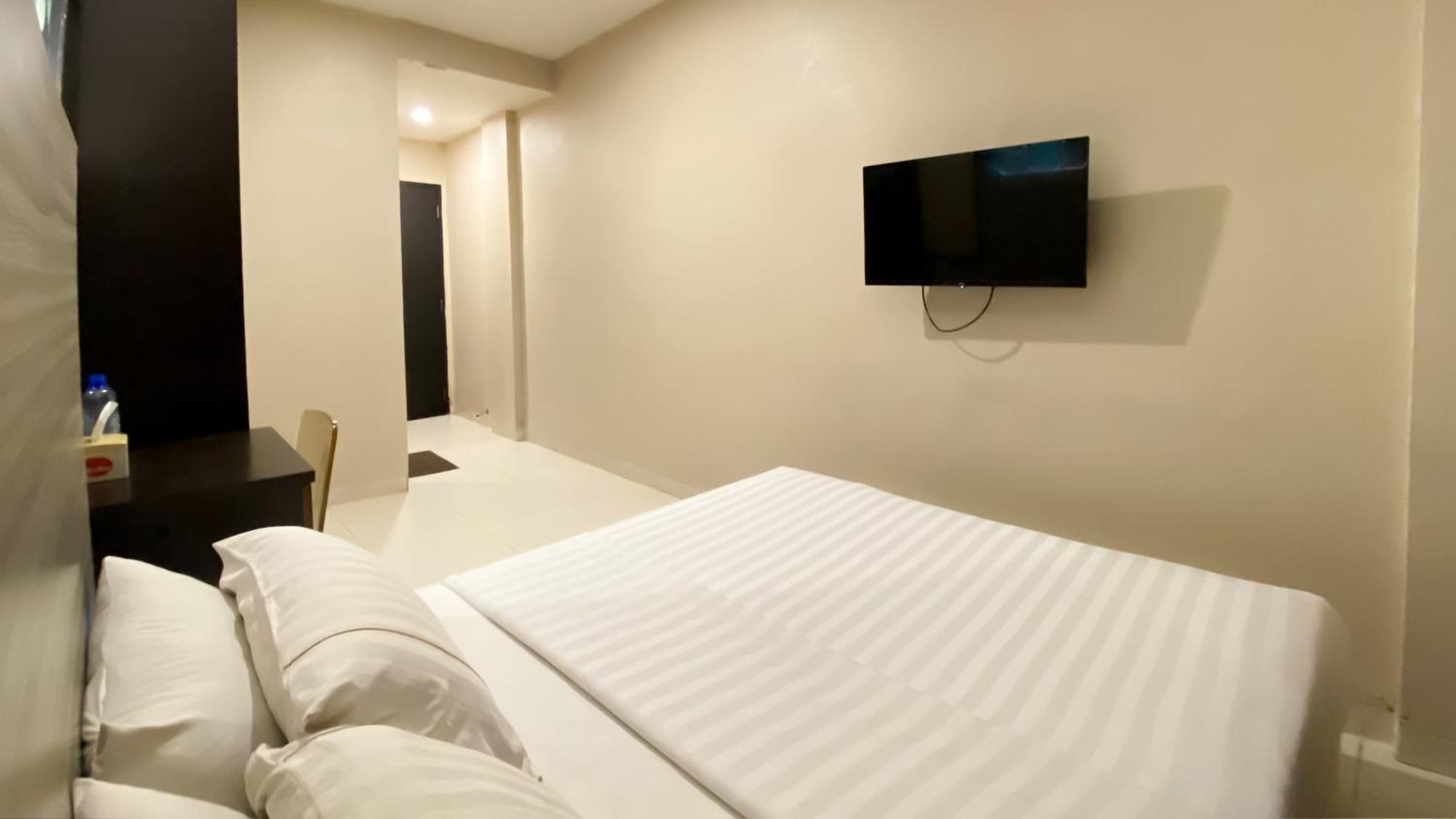 Os Hotel Batu Aji Batam Extérieur photo
